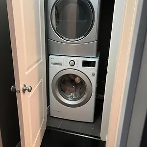 Lovely 2 Bedroom 2 Bathroom Plus Den Apartment