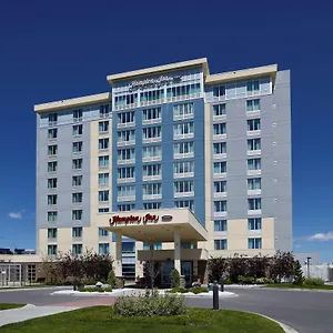 Hampton By Hilton Airport North מלון