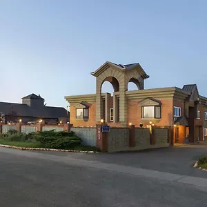 Travelodge By Wyndham South Отель