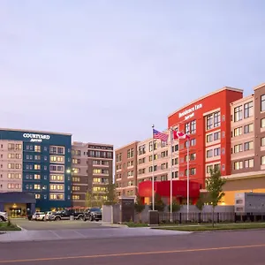 Hotel By Marriott South, YYC
